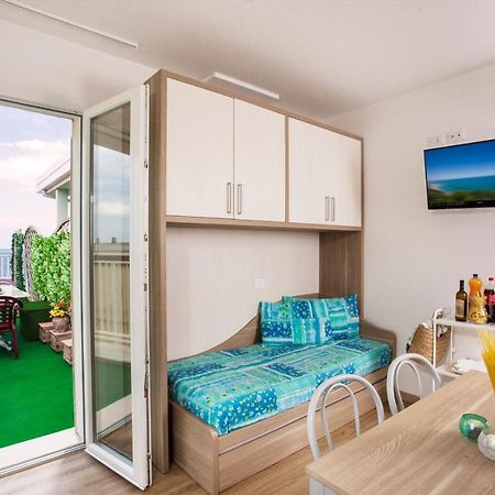 Beach Residence Gabicce Mare Exteriör bild