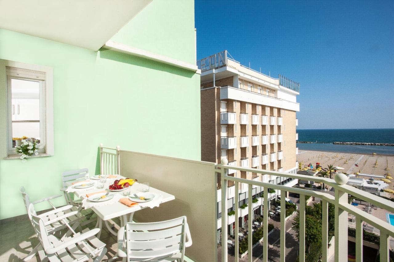 Beach Residence Gabicce Mare Exteriör bild